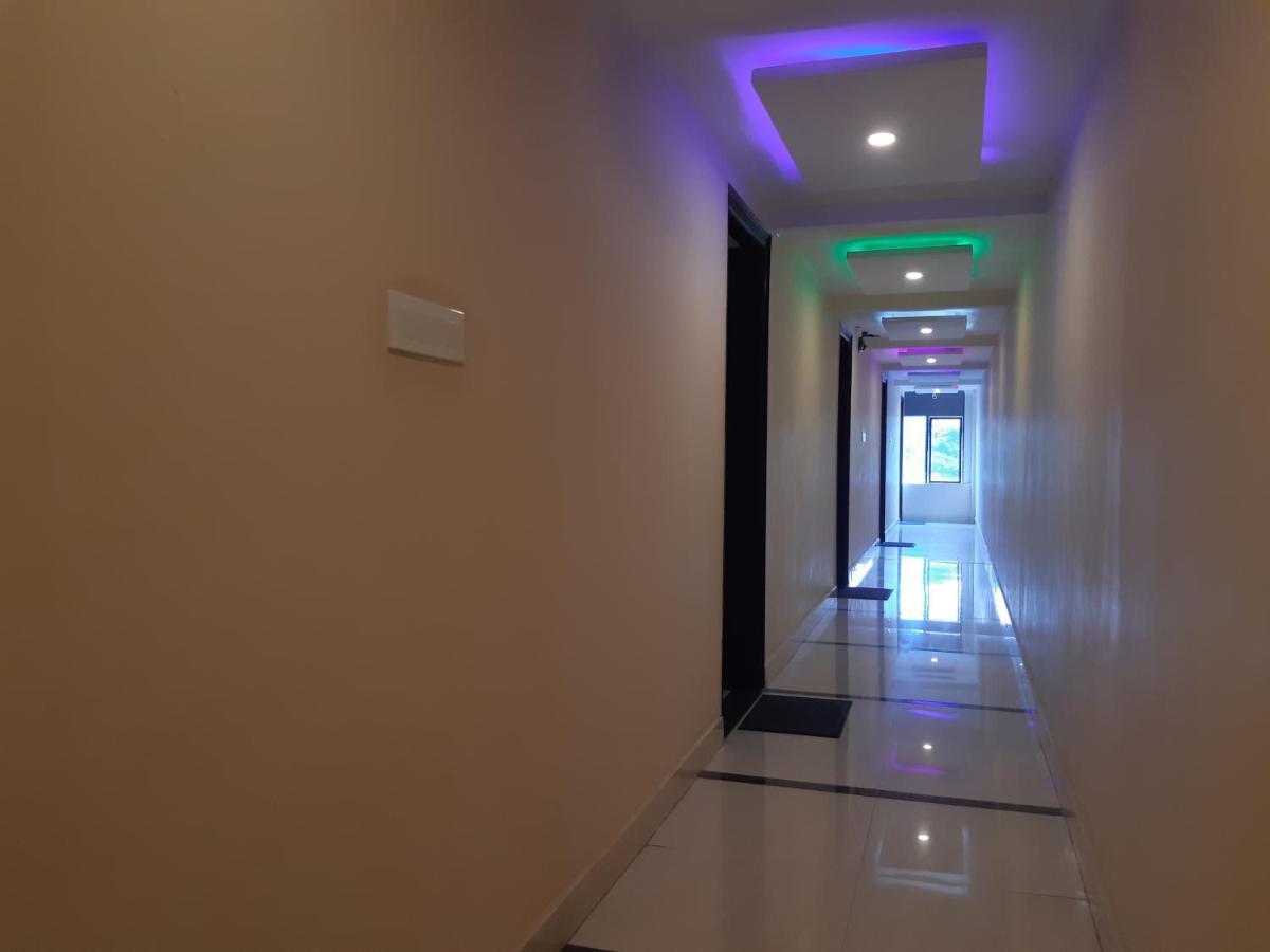 Cnr Residency Hotel Madanapalle Exterior foto